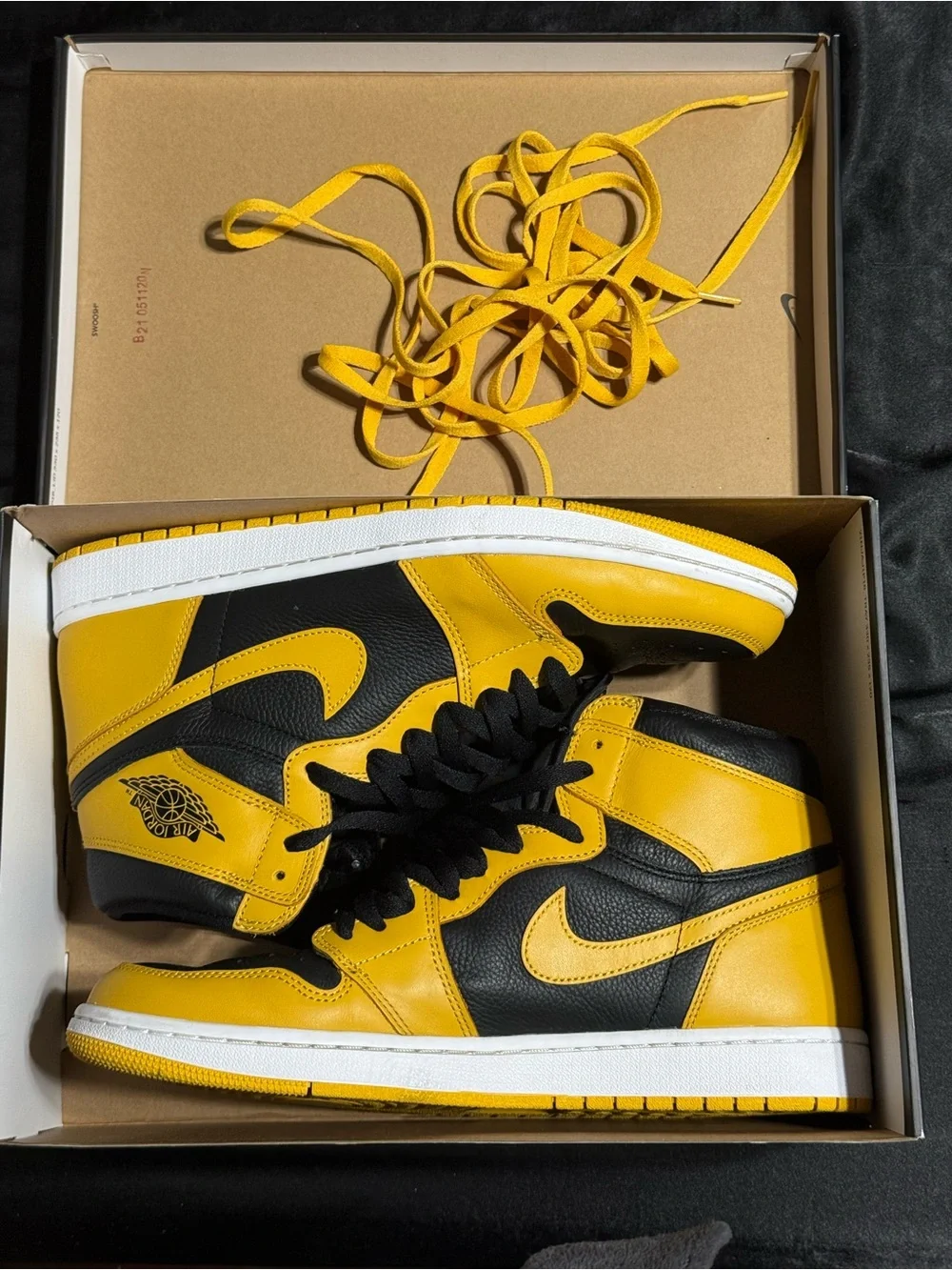 Men's Size 12 - Jordan 1 Retro High Pollen